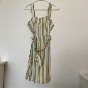 BNWOT Iris dress with belt